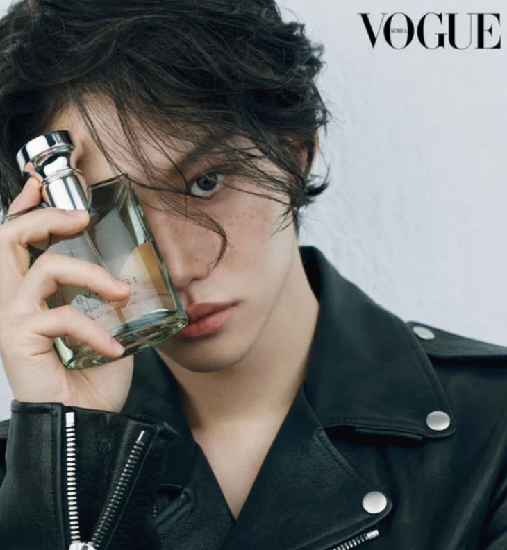 Stray Kids&#8217; Felix Steals Fans Hearts In The Latest VOGUE Pictorials